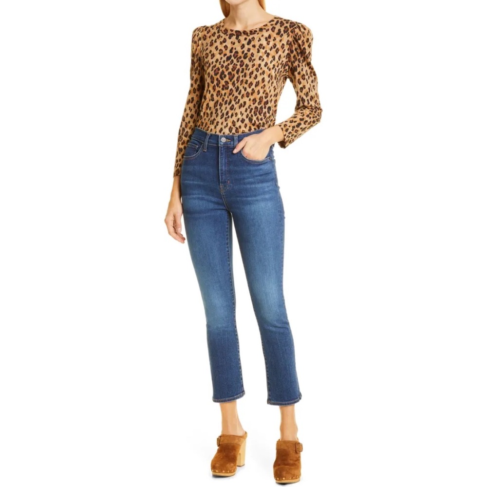 Carly High Waist Kick Flare Jeans
VERONICA BEARD